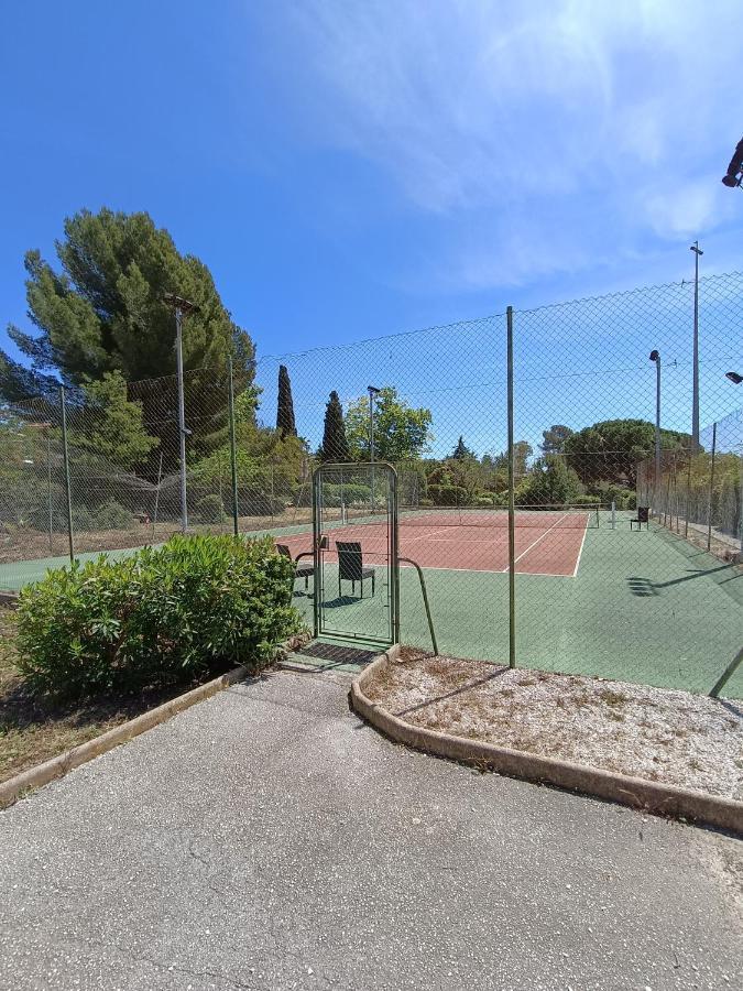Suite 1 Chambre, 1 Sejour, Climatise, Piscines, 400M De La Mer La Londe-les-Maures Eksteriør billede
